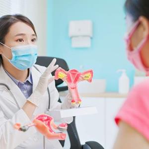 Atezolizumab plus chemo, bevacizumab improves survival in R/M cervical cancer
