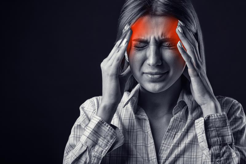 Premenopausal bilateral oophorectomy linked to elevated migraine risk