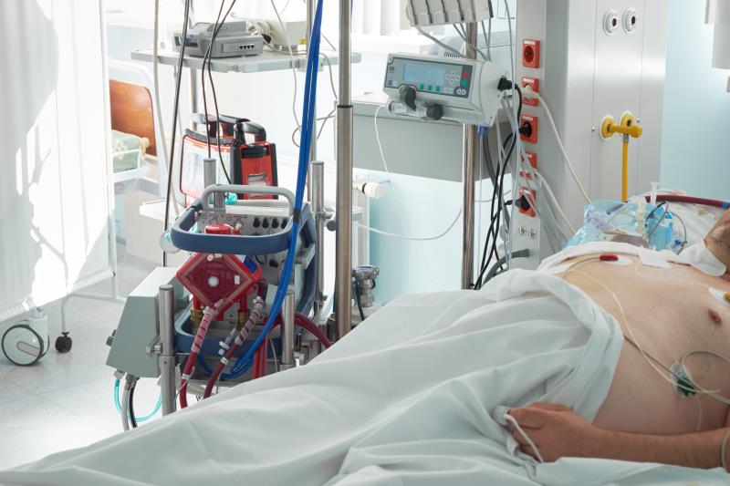 Is it safe to use high-dose PTZ in critically ill patients with obesity?