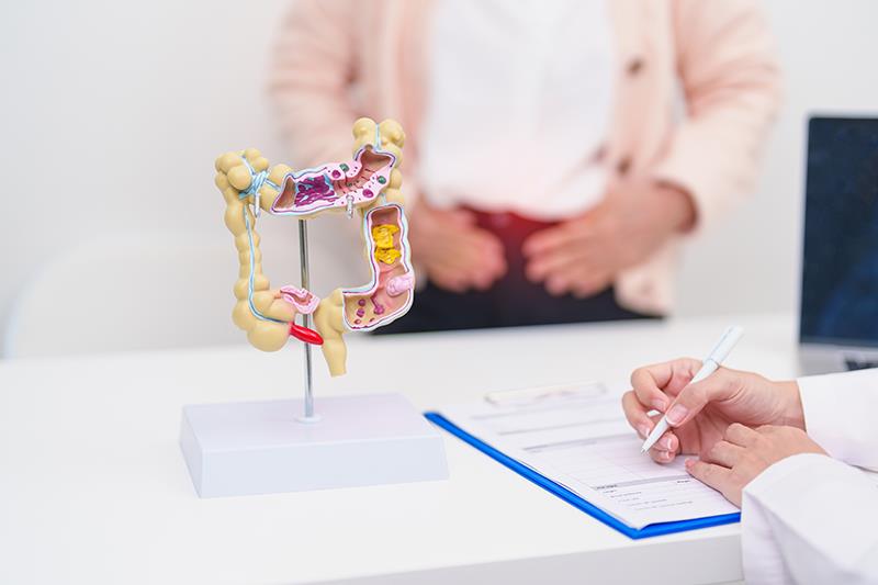 Treatment with the multitargeted tyrosine-kinase inhibitor zanzalintinib, when combined with atezolizumab, confers an overall