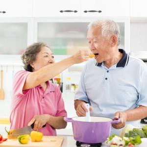 Diet linked to cognitive function in older adults via gut microbiota