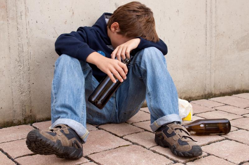 Genetic overlap influences comorbidity of PAU, psychiatric disorders
