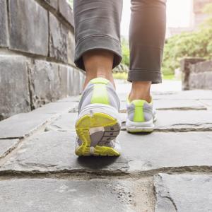 Postmeal walking reduces nighttime central SBP in women