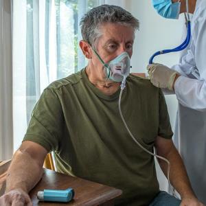 Handheld device-questionnaire combo improves COPD diagnosis