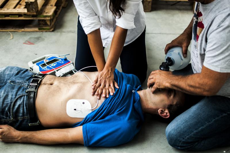In-hospital cardiac arrest incidence tied to survival in older patients