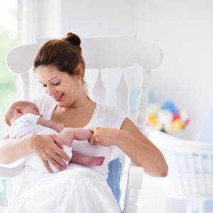 Timing of contraceptive implantation does not influence breastfeeding practices