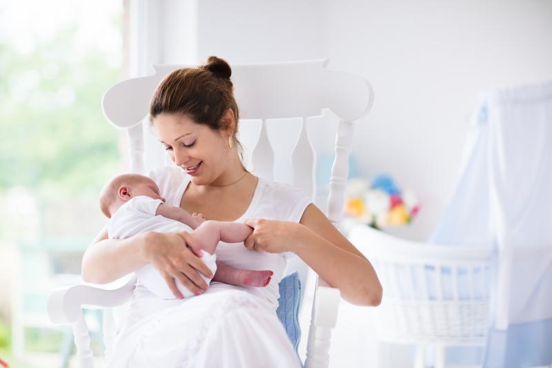 Timing of contraceptive implantation does not influence breastfeeding practices