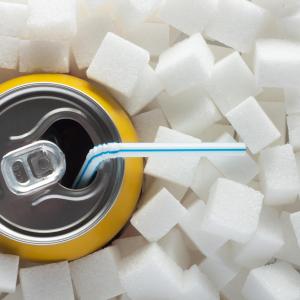 Sugary, artificially sweetened beverages pose no risk of dementia in older adults