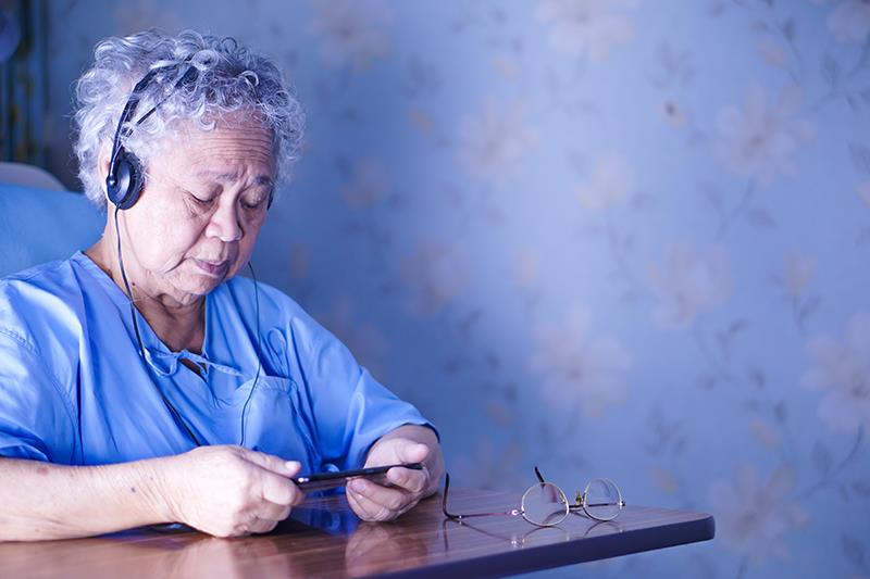 Music therapy provides valuable support in gynaecologic cancer patients in palliative care in SG