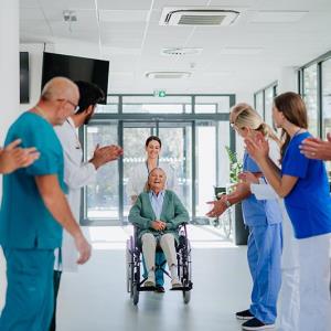 Nirmatrelvir-ritonavir reduces mortality in hospitalized COVID-19 adults