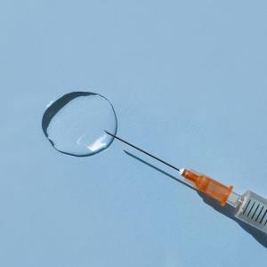 OnabotulinumtoxinA as effective as, safer than pharmacotherapy for OAB