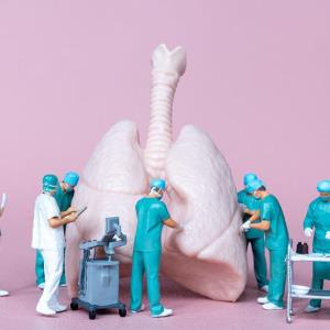 Pre-op tiragolumab plus atezolizumab viable in advanced NSCLC