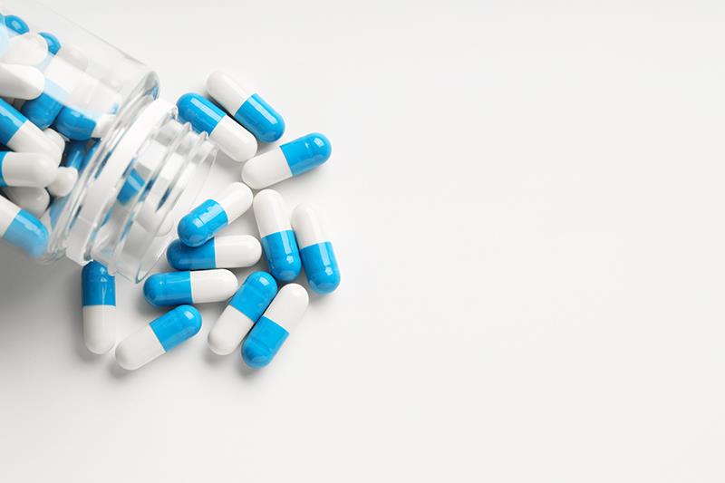 Prophylactic antibiotics after RARC lower 90-day UTIs, complications